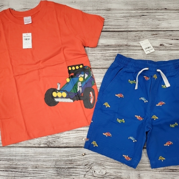 Hanna Andersson Organic Cotton Summer Set T-Shirt & Embroidered Shorts Race Cars - Picture 1 of 6